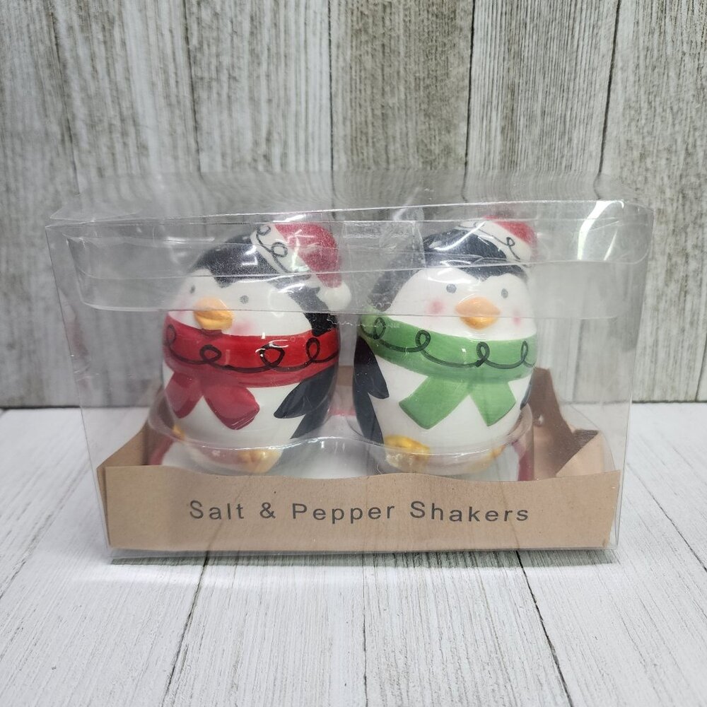 Jolly Penguins Salt and Pepper Shakers Ceramic with Dish Set 4'' Tall